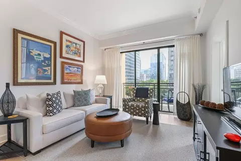 3445 Stratford Rd #605, Atlanta, GA 30326