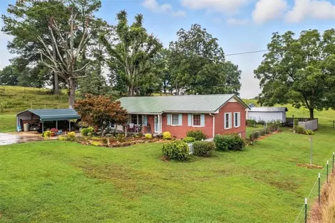 2705 Collard Valley Rd, Cedartown, GA 30125