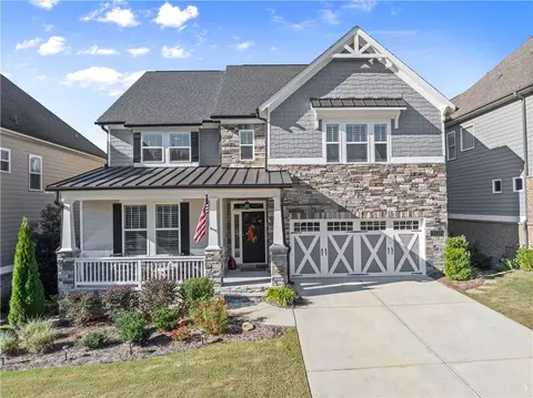 7123 Lake Edge Dr, Flowery Branch, GA 30542