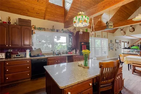 Kitchen - 8 Mount Sequoyah Rd, Jasper, GA 30143 photo 4 of 4