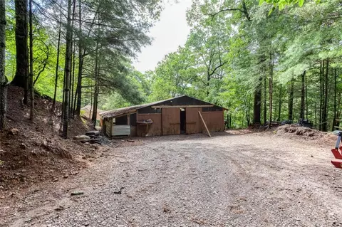 Exterior - 8 Mount Sequoyah Rd, Jasper, GA 30143 photo 14 of 17