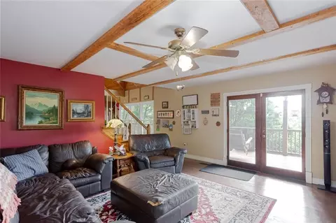 Living - 8 Mount Sequoyah Rd, Jasper, GA 30143 photo 2 of 5