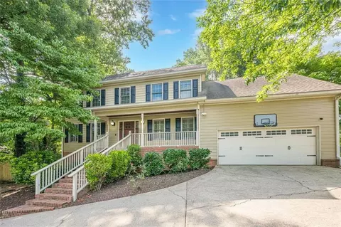 5055 Puritan Dr, Sugar Hill, GA 30518