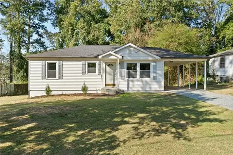 6320 Sweetbriar Dr SW, Mableton, GA 30126