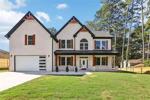 4656 Matterhorn Dr, Lilburn, GA 30047