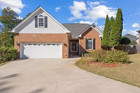 74 Old Mill Ct, Carrollton, GA 30117