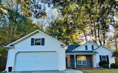 6223 Clearbrook Dr, Flowery Branch, GA 30542