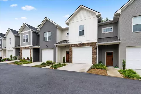 635 E 3rd St, Rome, GA 30161