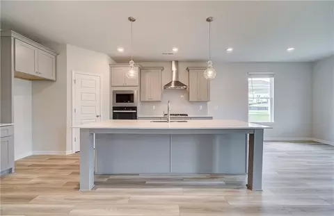 Kitchen - 145 Compass Rd, Hampton, GA 30228 photo 2 of 3