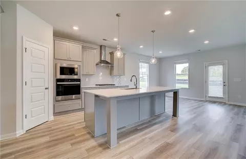 Kitchen - 145 Compass Rd, Hampton, GA 30228 photo 3 of 3
