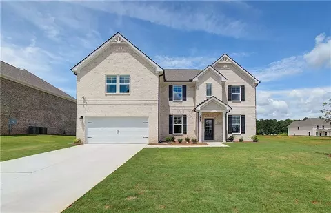 145 Compass Rd, Hampton, GA 30228