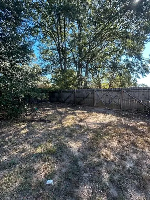 Exterior - 240 E 5th Ave, Winder, GA 30680 photo 7 of 8