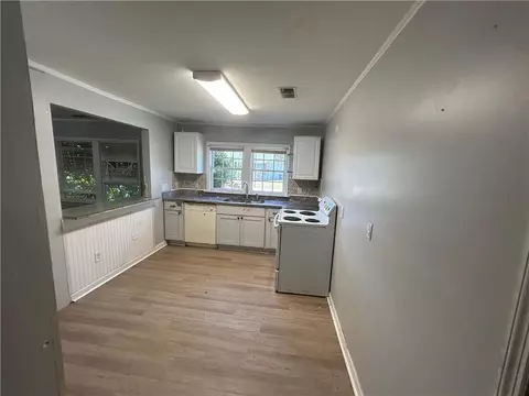 Kitchen - 240 E 5th Ave, Winder, GA 30680 photo 4 of 4