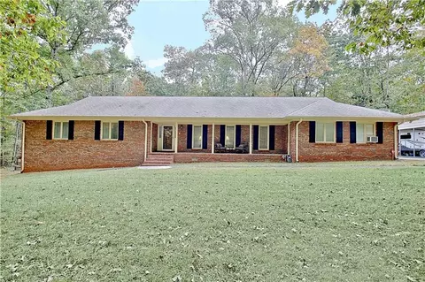 120 Woodland Rd, Fayetteville, GA 30214