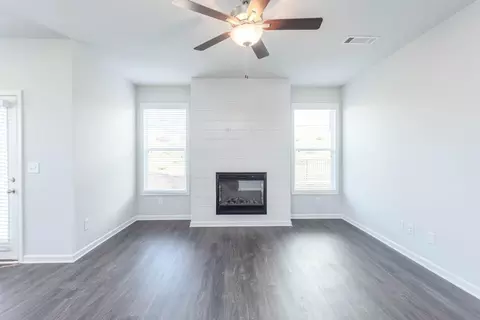 1112 Bartlett Trce, Suwanee, GA 30024 photo 9