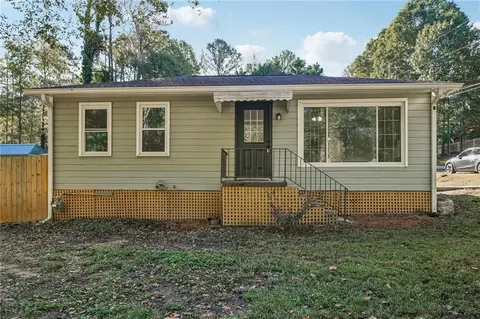4300 Burdett Pl, Snellville, GA 30039