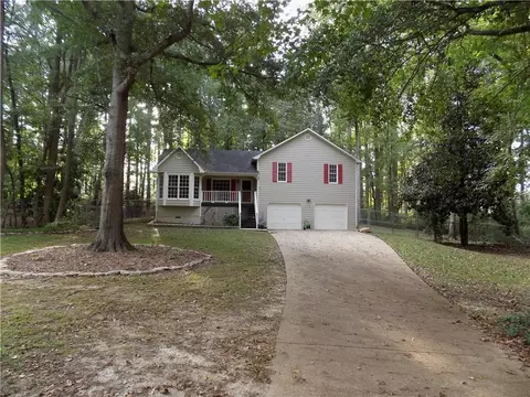 122 Ladora Dr, Dallas, GA 30157