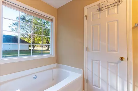 Bath - 50 Lydia Ct, Covington, GA 30016 photo 2 of 3