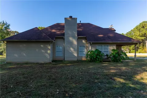 Exterior - 50 Lydia Ct, Covington, GA 30016 photo 4 of 5
