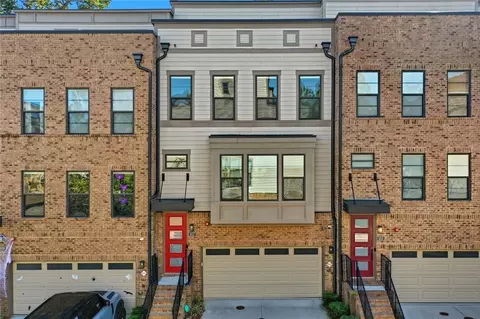 1017 Brandsford St NW, Atlanta, GA 30318