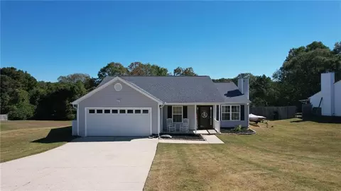 1420 Flanagan Mill Dr, Auburn, GA 30011