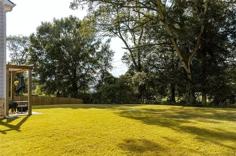 Exterior - 534 Meadows Farm Dr, Monroe, GA 30655 photo 5 of 6