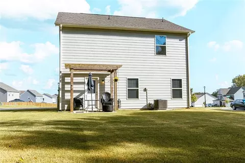 Exterior - 534 Meadows Farm Dr, Monroe, GA 30655 photo 3 of 6