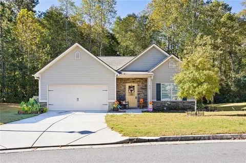 Exterior - 413 River Bluff Dr, Temple, GA 30179 photo 2 of 10