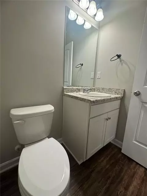 Bath - 413 River Bluff Dr, Temple, GA 30179 photo 4 of 4