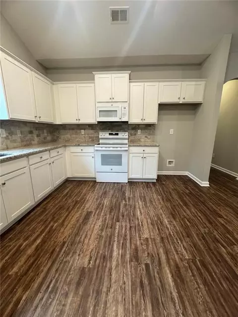 Kitchen - 413 River Bluff Dr, Temple, GA 30179 photo 3 of 3
