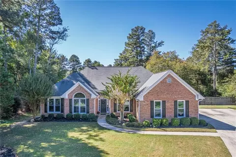 1201 Tribble Woods Ct, Lawrenceville, GA 30045