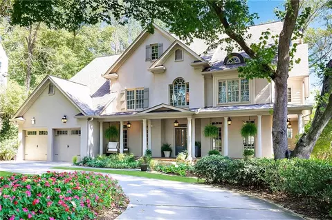 3925 Sheldon Dr, Atlanta, GA 30342