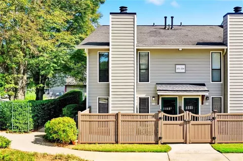 101 Park Ridge Cir, Marietta, GA 30068