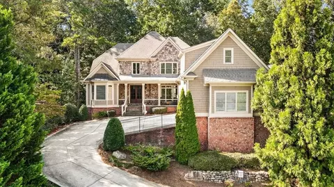 3542 Clubland Dr, Marietta, GA 30068