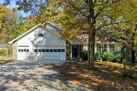 7401 Oak Arms Dr, Villa Rica, GA 30180