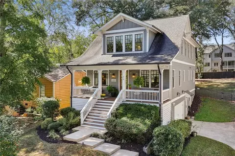 218 Rockyford Rd NE, Atlanta, GA 30317