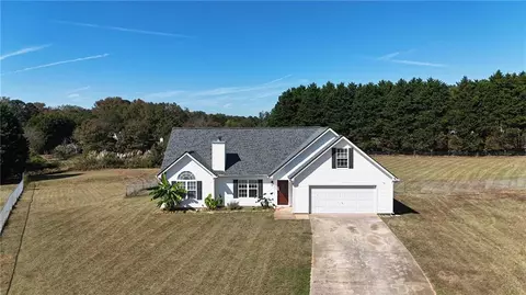 735 Strawflower Ln, Locust Grove, GA 30248