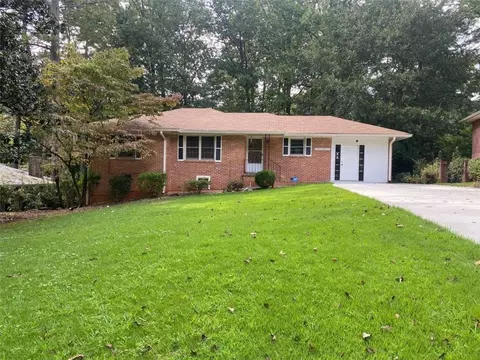 918 Schoel Dr, Decatur, GA 30033