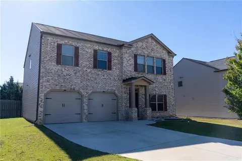 216 Loganview Dr, Loganville, GA 30052