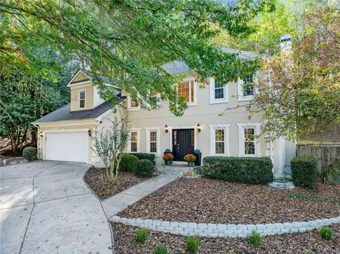 125 Georgian Manor Ct, Johns Creek, GA 30022