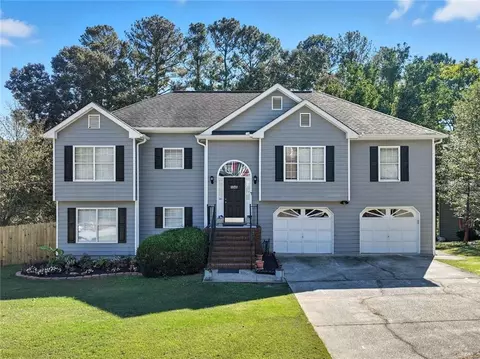 1045 SE Crystal Water Dr SE, Lawrenceville, GA 30045