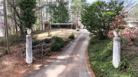 7275 Bishop Rd, Fairburn, GA 30213
