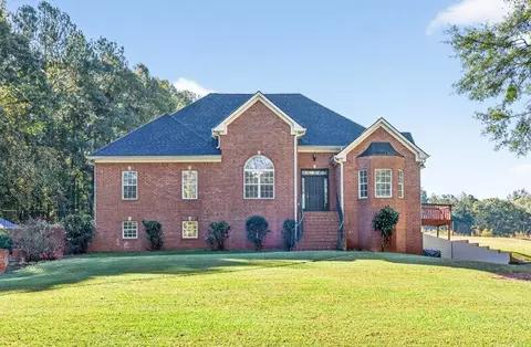 1238 Tapp Wood Rd, Hoschton, GA 30548