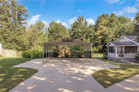 Exterior - 10859 Panhandle Rd, Hampton, GA 30228 photo 3 of 19