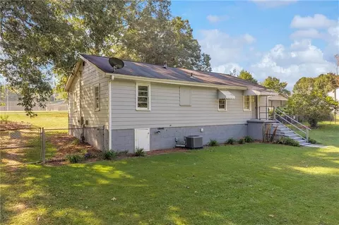 Exterior - 10859 Panhandle Rd, Hampton, GA 30228 photo 9 of 19