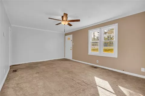 Living - 10859 Panhandle Rd, Hampton, GA 30228 photo 3 of 6