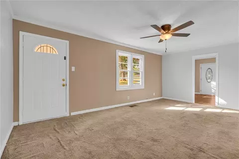 Living - 10859 Panhandle Rd, Hampton, GA 30228 photo 4 of 6
