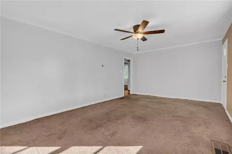 Living - 10859 Panhandle Rd, Hampton, GA 30228 photo 2 of 6