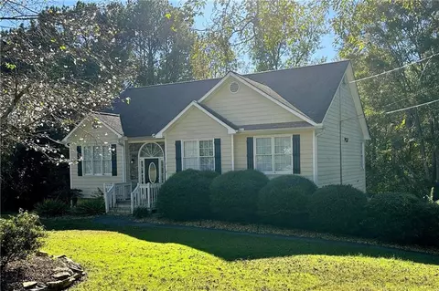 114 Thornwood Dr, Woodstock, GA 30188