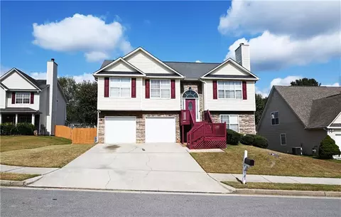 816 Lorraine Ln, Stockbridge, GA 30281